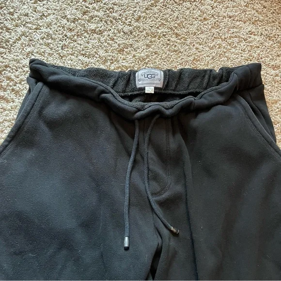 UGG Men’s Black Colton Sweatpants - Picture 3 of 6